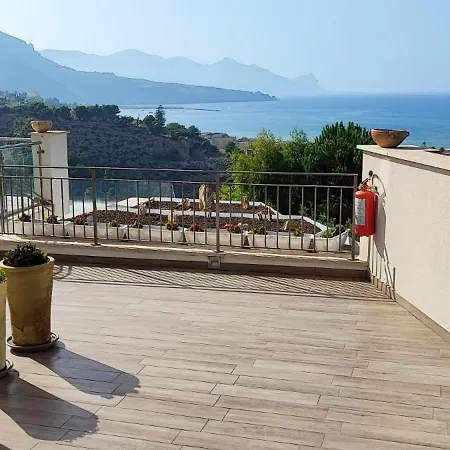 Hotel La Blanca & Castellammare del Golfo