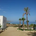 La Blanca & Ξενοδοχείο 4*