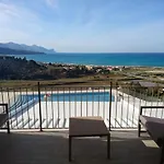 La Blanca & 4*