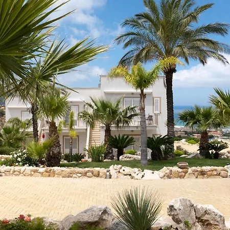 La Blanca & 4*