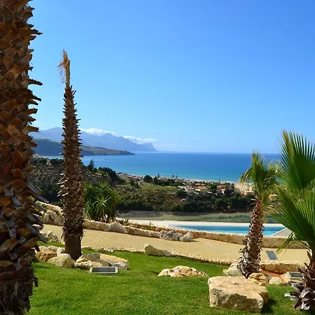 La Blanca & 4*