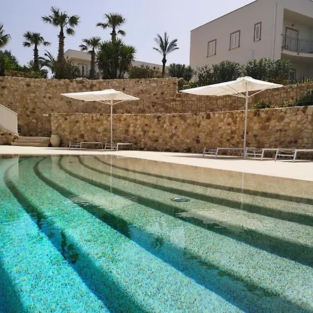 Hotel La Blanca & 4*