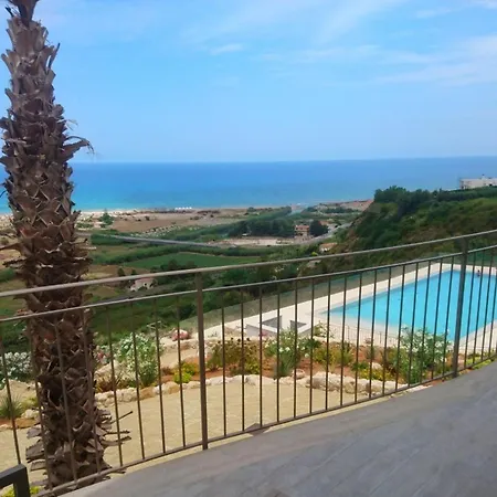 La Blanca & Hotel