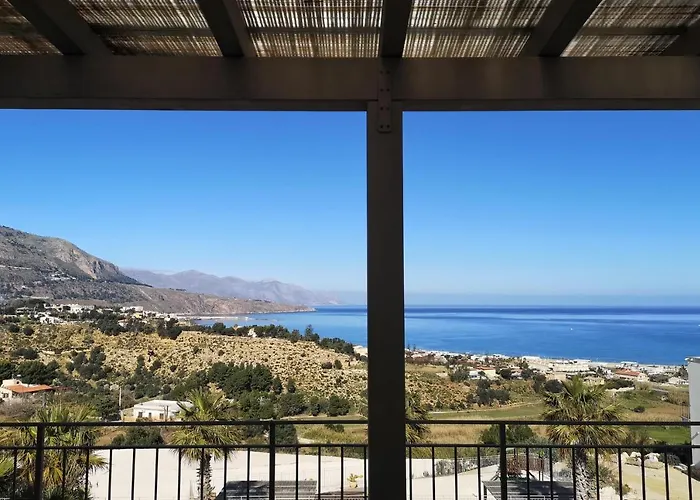 Отель La Blanca &