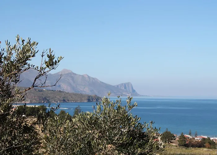 Отель La Blanca &