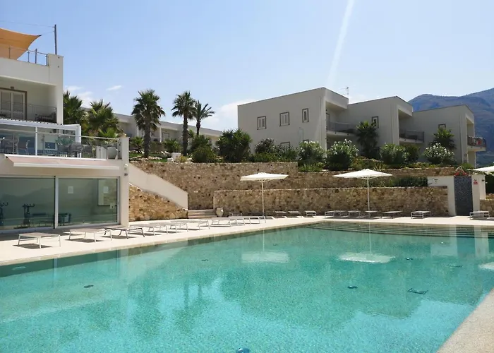 La Blanca & Кастелламмаре-дель-Голфо